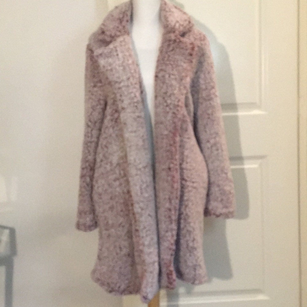 *ONLY 1 LEFT*  2-toned Super Soft Sherpa Coat-Wine - Picture 7 of 7